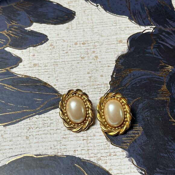 Vintage 90s Gold Plate Faux Pearl Twisted Earrings - Picture 2 of 6